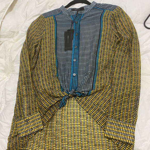 Fall BCBG Top - Picture 1 of 3